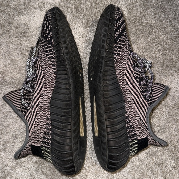Yecheil yeezy boost 350 v2 reflective - Picture 5 of 6